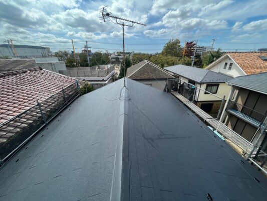 千葉市にて雨漏り修理　瓦屋根からの葺き替え工事　完工