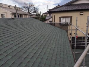 千葉市中央区にて屋根修理　アルマへのカバー工法　完工